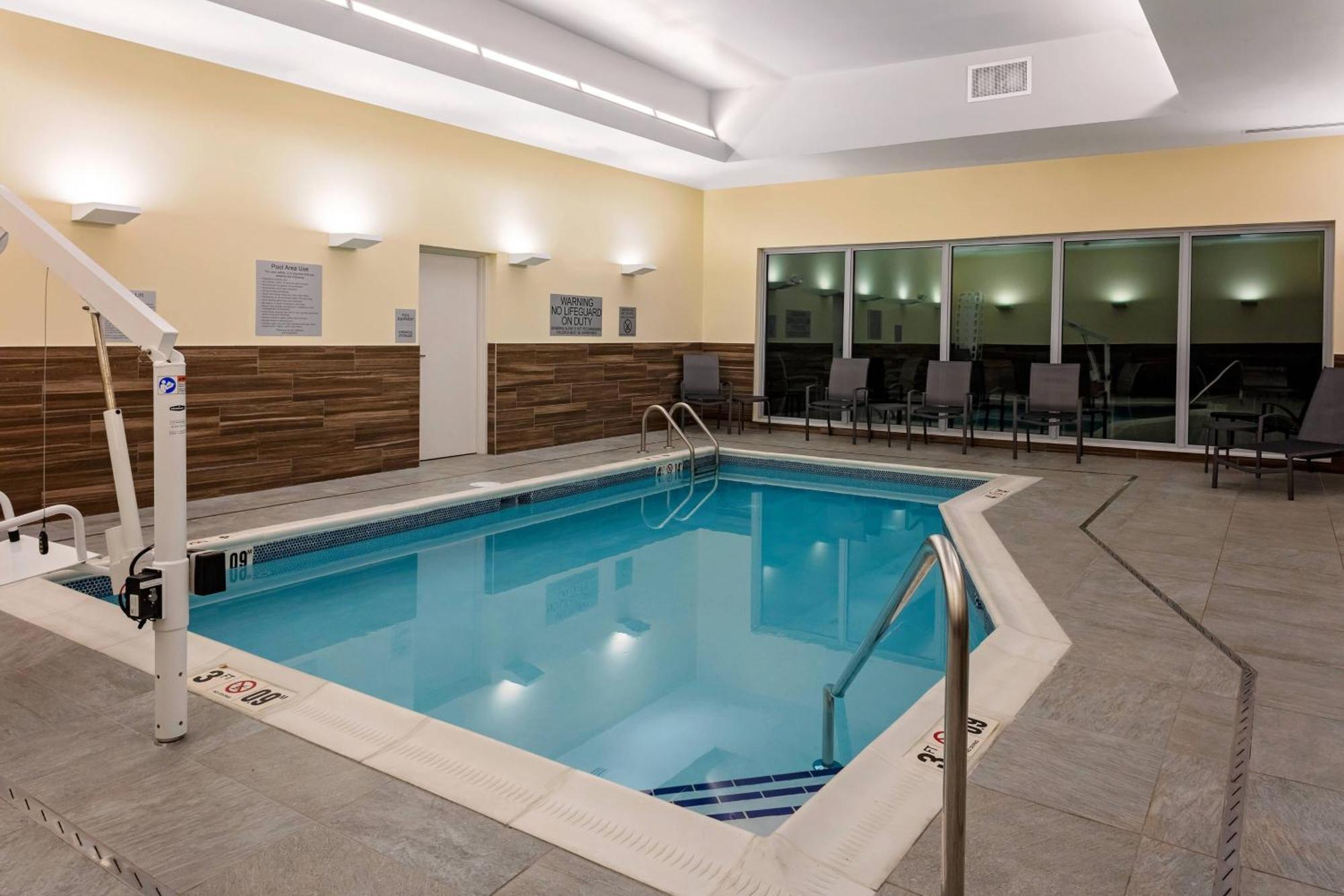 Fairfield By Marriott Port Clinton Waterfront Hotel Bagian luar foto