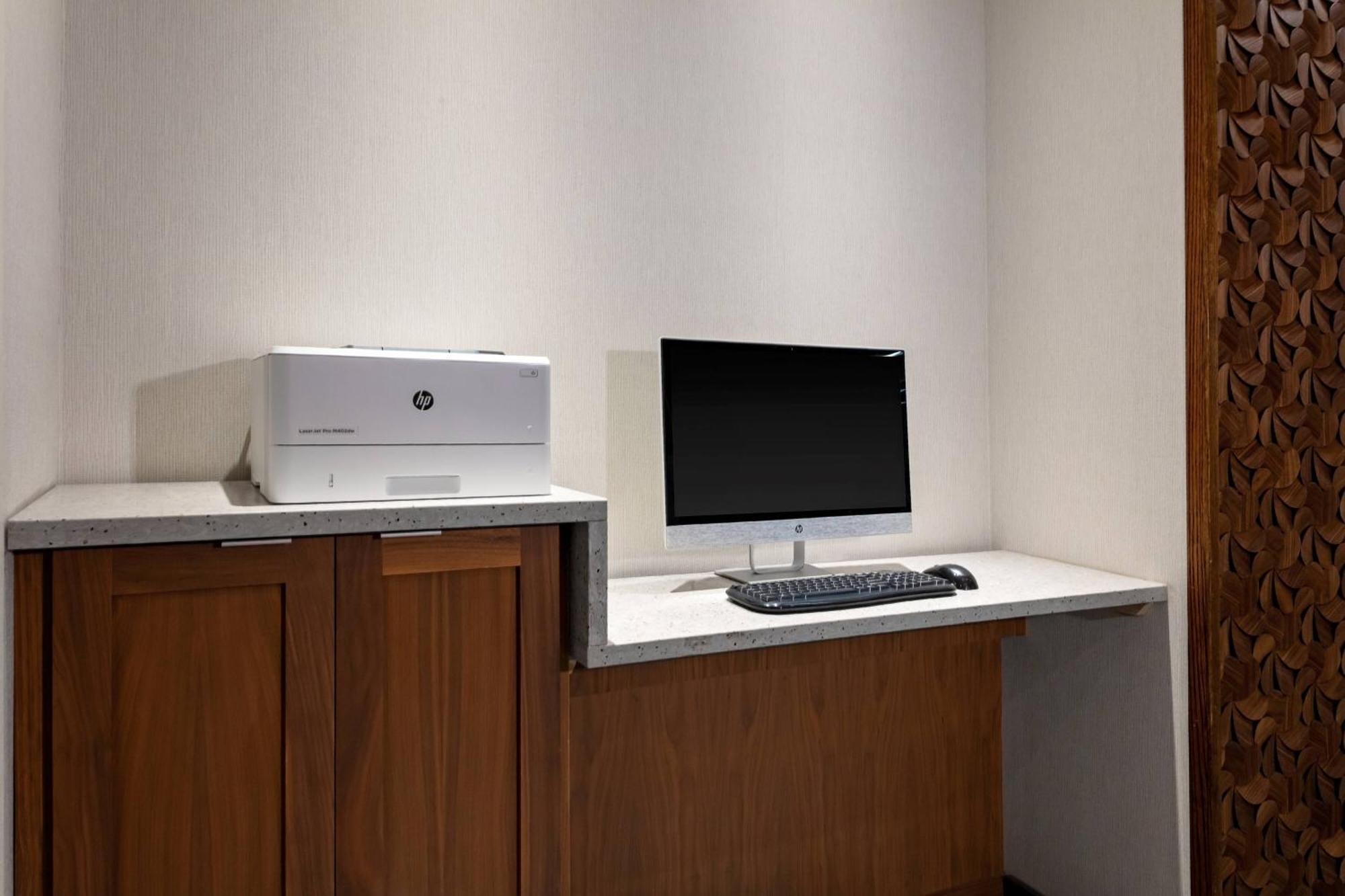 Fairfield By Marriott Port Clinton Waterfront Hotel Bagian luar foto