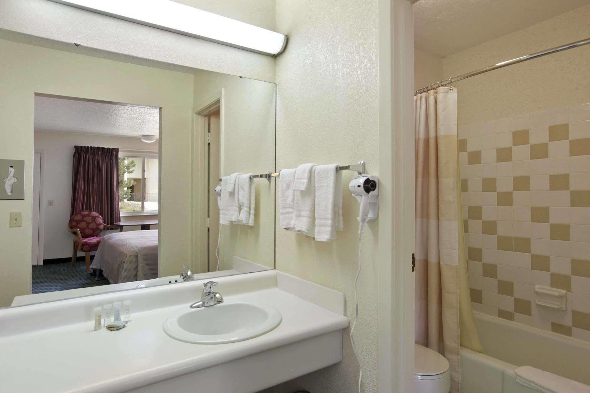 Fairfield By Marriott Port Clinton Waterfront Hotel Ruang foto