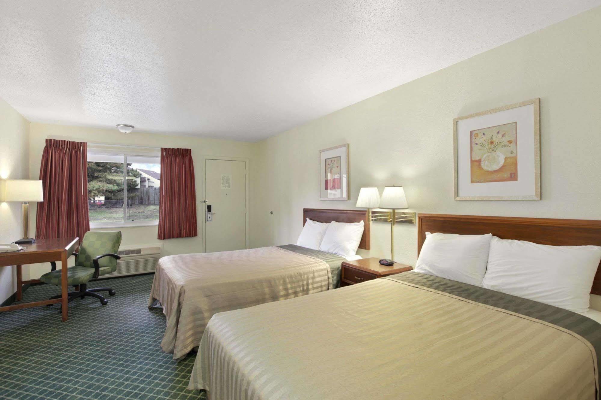 Fairfield By Marriott Port Clinton Waterfront Hotel Ruang foto